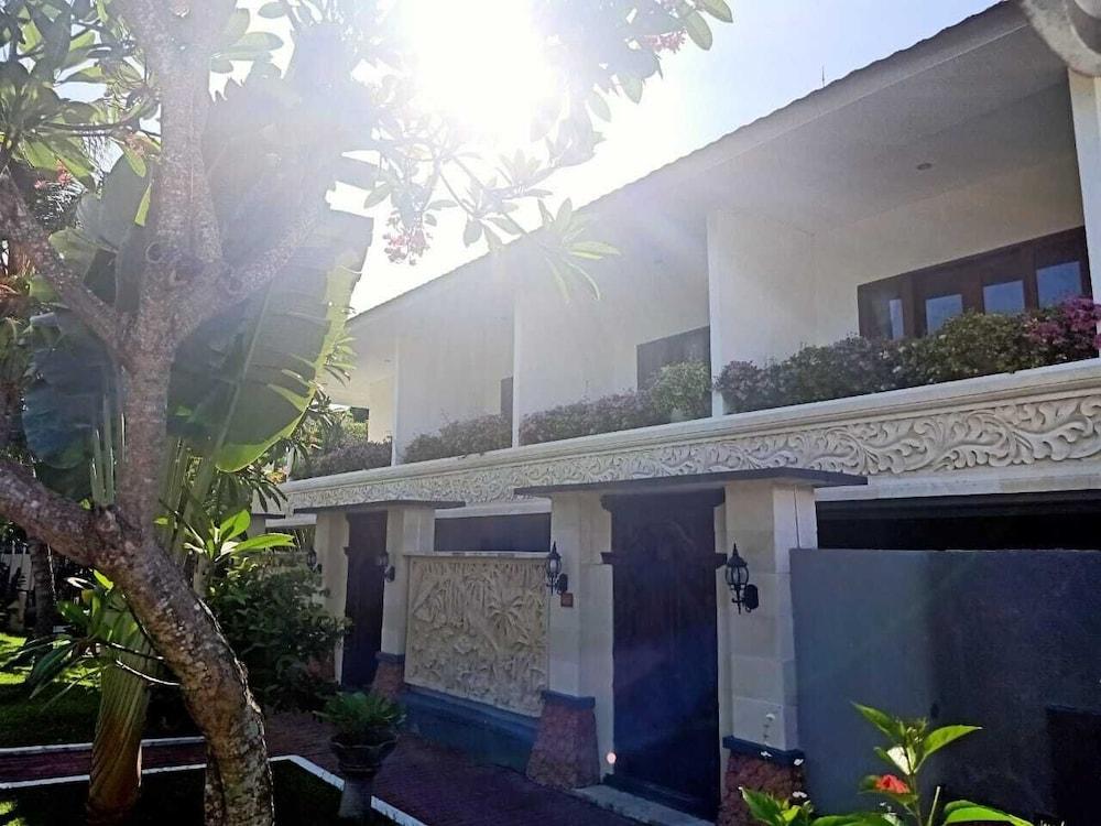 Puri Saron Senggigi Hotel Kültér fotó