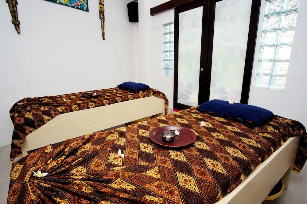 Puri Saron Senggigi Hotel Kültér fotó