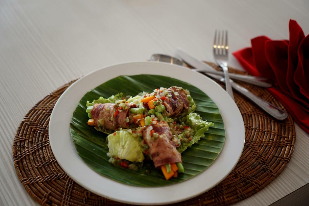 Puri Saron Senggigi Hotel Kültér fotó